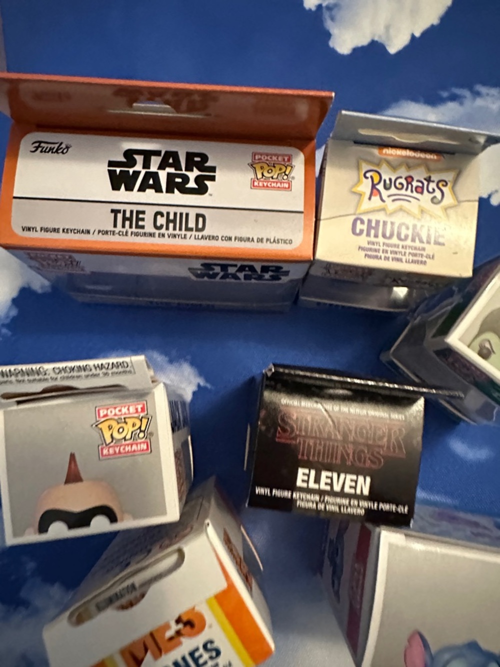 Fun Pop keychain assortment - Picture 4 of 5
